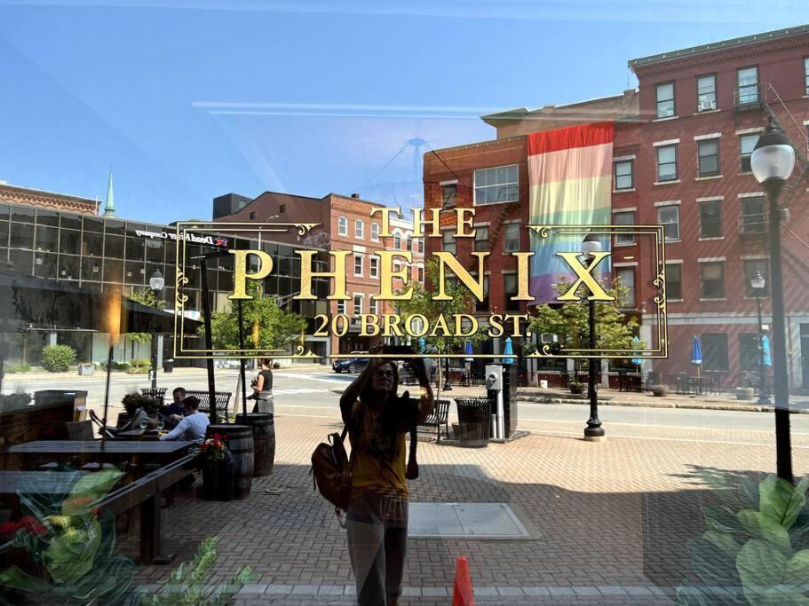 The Phenix Historic Dtwn Hotel, King Bed, Room # 309 Бангор Экстерьер фото